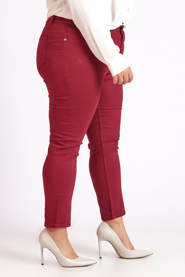SKINNY JEAN