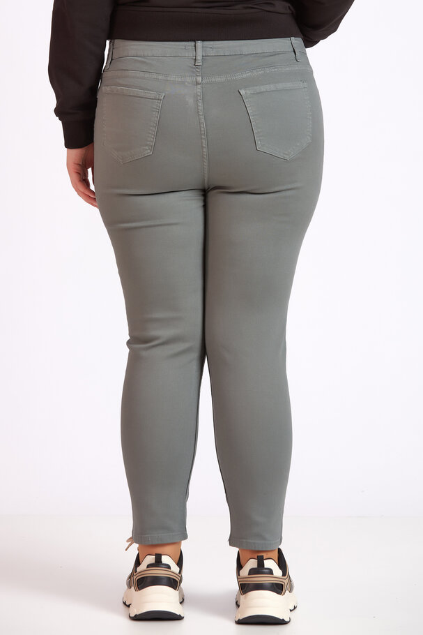 SKINNY JEAN