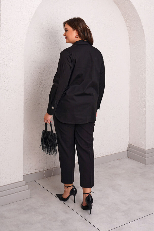 ACCESSORY BUTTON STRETCH POPLIN SHIRT