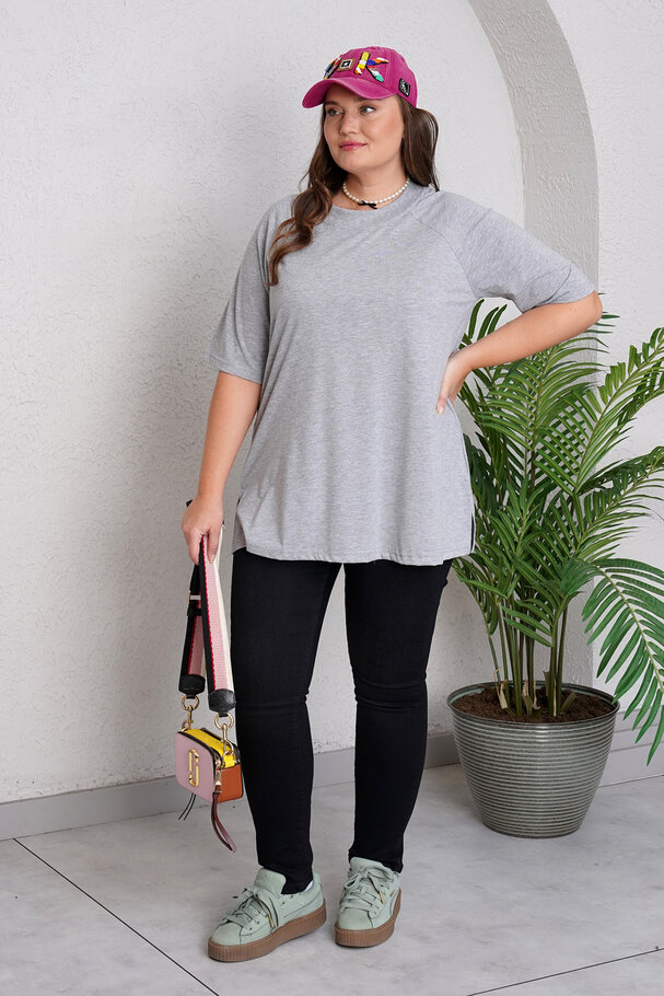 BASIC PREMIUM COTTON T-SHIRT 