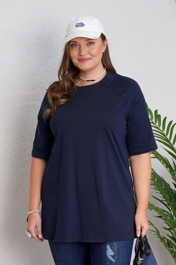 BASIC PREMIUM COTTON T-SHIRT 