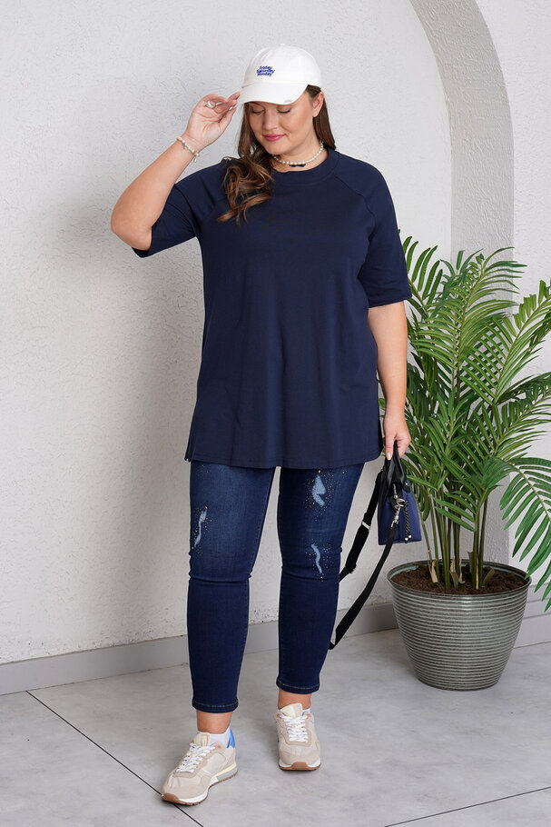 BASIC PREMIUM COTTON T-SHIRT 