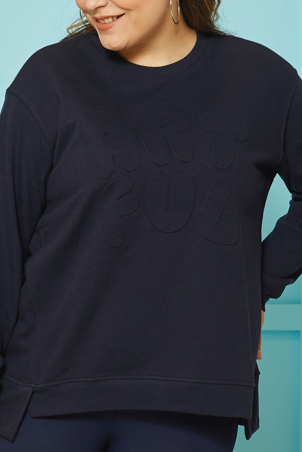 BASIC YUVARLAK YAKA SWEATSHIRT