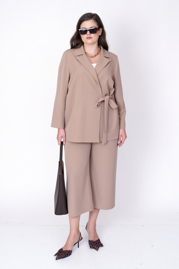 BELTED BLAZER JACKET