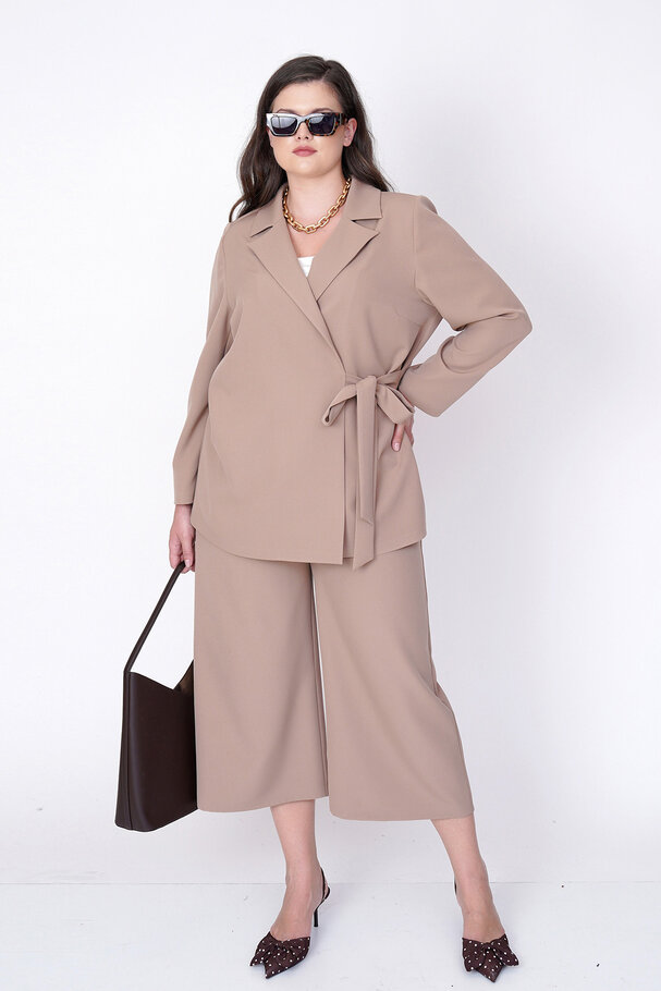 BELTED BLAZER JACKET