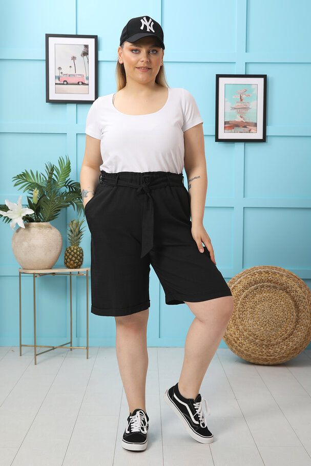 BELTED TEXTURED BERMUDA SHORTS