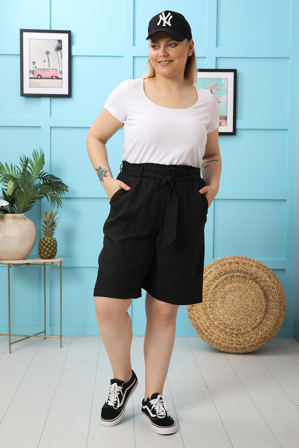 BELTED TEXTURED BERMUDA SHORTS