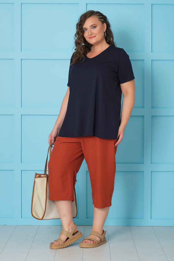 V-NECK BASIC T-SHIRT