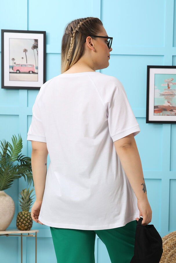 V-NECK BASIC T-SHIRT