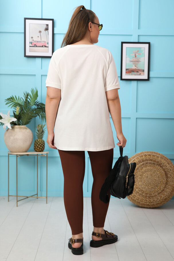 V-NECK BASIC T-SHIRT