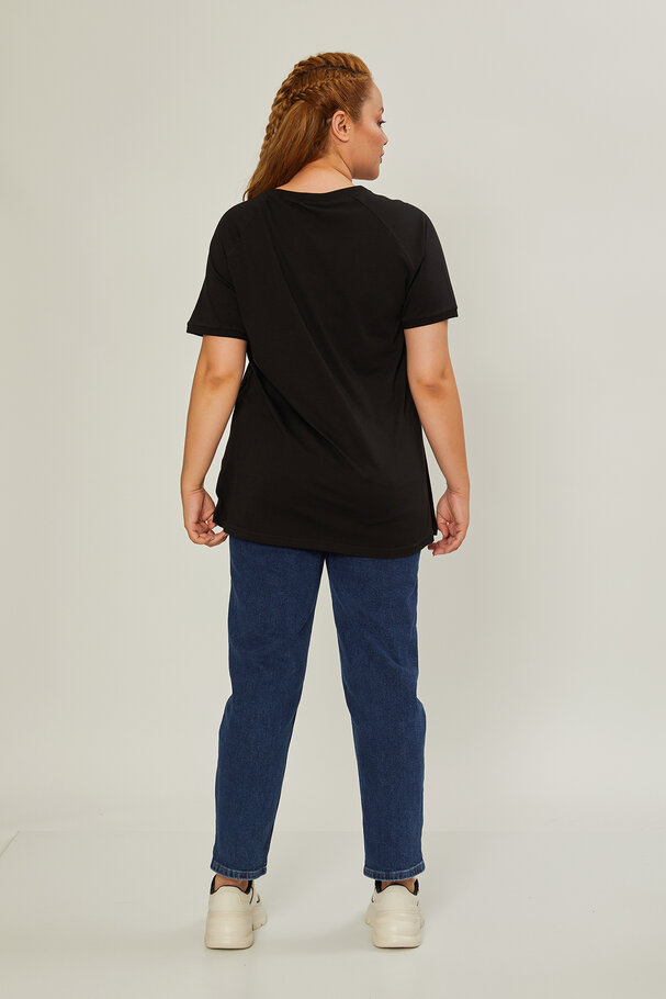 V-NECK BASIC T-SHIRT