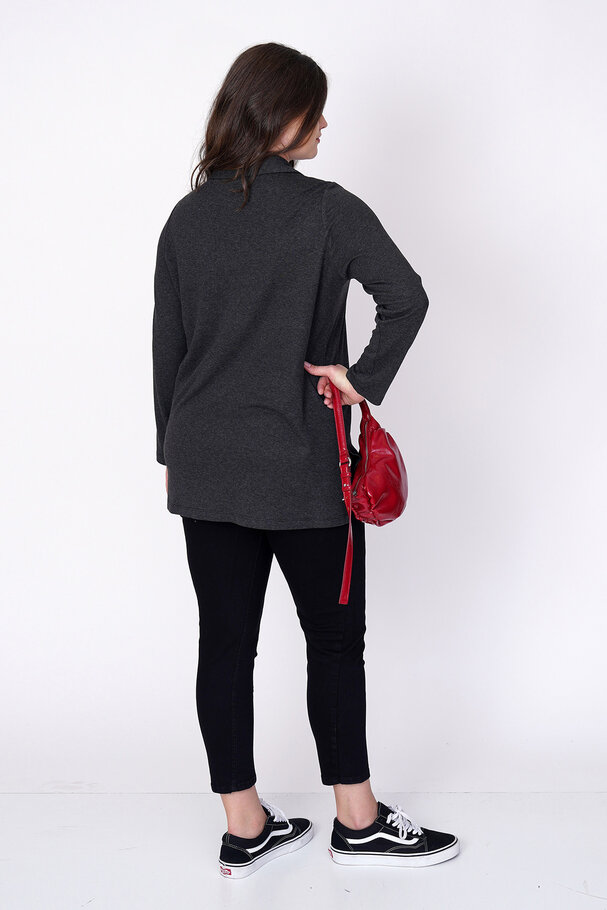 KALP NAKIŞLI İNCE TRİKO BLUZ