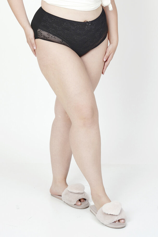 ÖNÜ ÇİFT KAT DANTEL KÜLOT