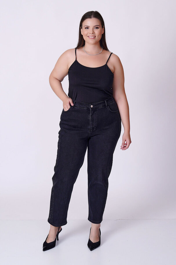 TAŞLI YÜKSEK BEL MOM FIT JEAN