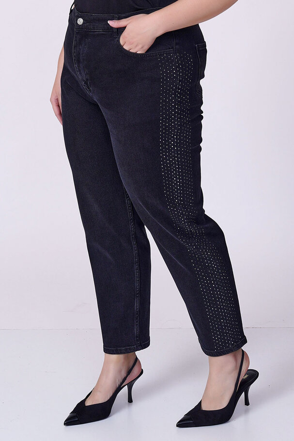 TAŞLI YÜKSEK BEL MOM FIT JEAN