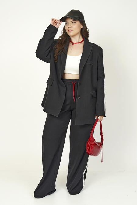 Büyük Moda - YANI ŞERİTLİ GENİŞ PAÇA PANTOLON (1)