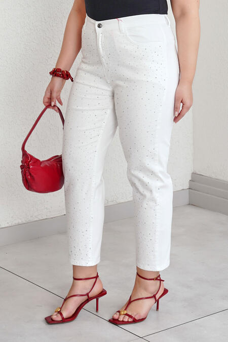 Büyük Moda - YÜKSEK BEL TAŞLI MOM JEAN (1)