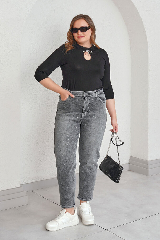 YÜKSEK BEL TAŞLI MOM JEAN