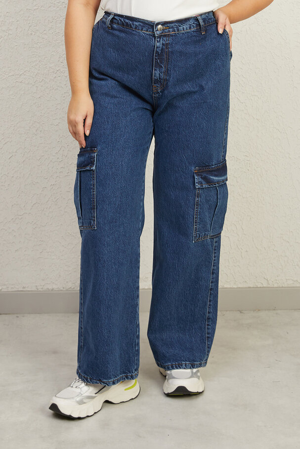 CARGO JEANS