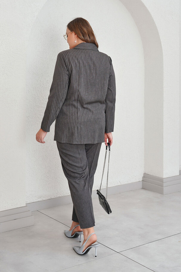 ÇİZGİLİ BLAZER CEKET - PANTOLON TAKIM +54