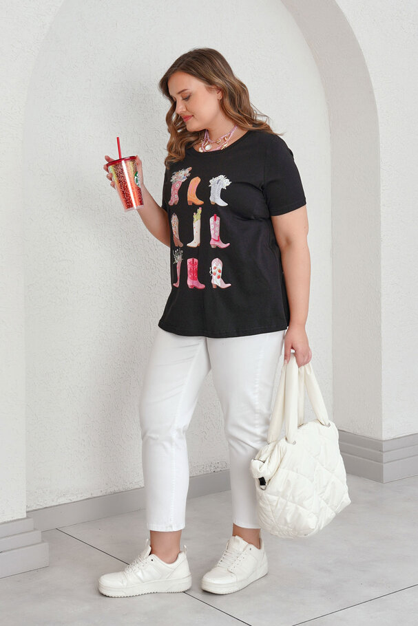 ÇİZME BASKILI PAMUK TİŞÖRT