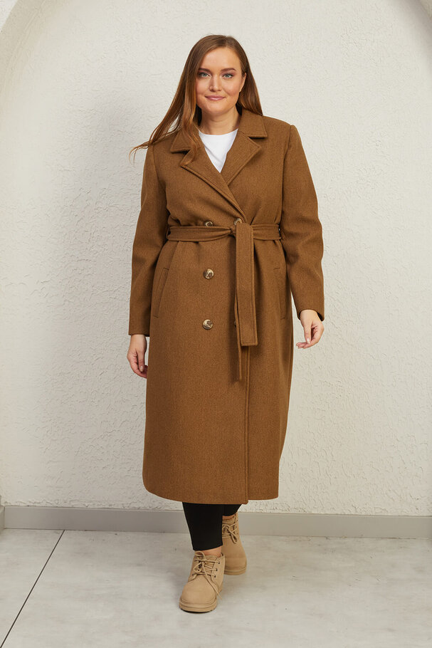 COAT WITH BELT and LINING