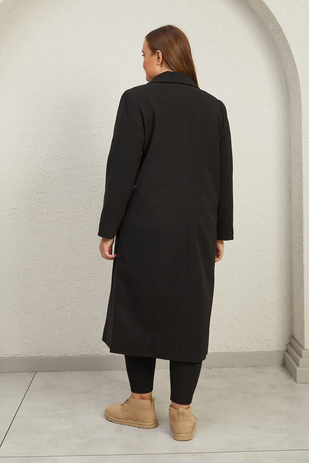 COAT WITH BELT and LINING