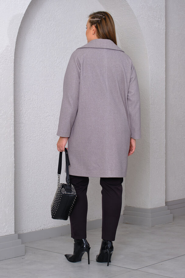 COAT WITH PETER PAN COLLAR