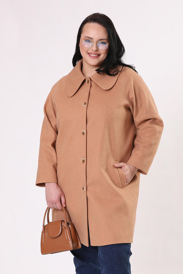 COAT WITH PETER PAN COLLAR
