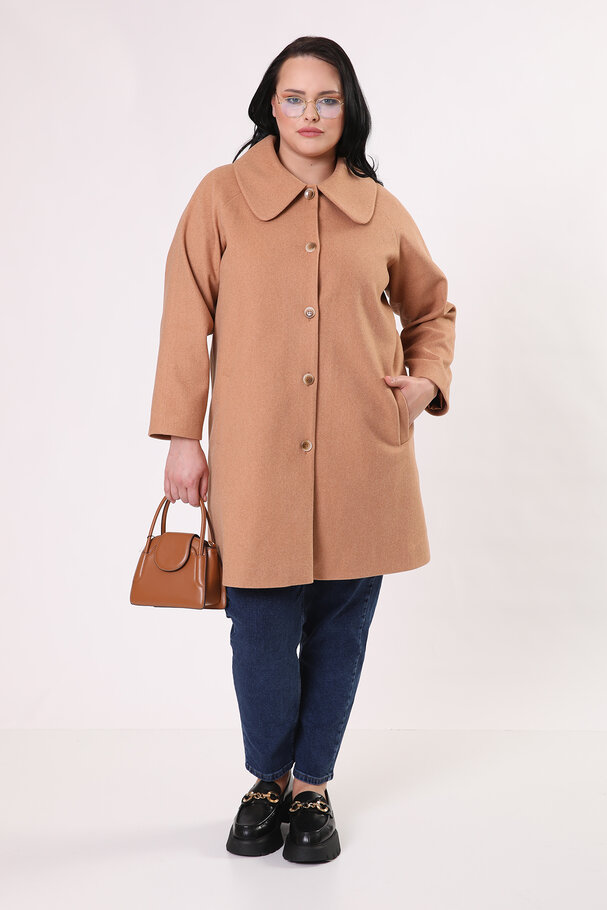 COAT WITH PETER PAN COLLAR