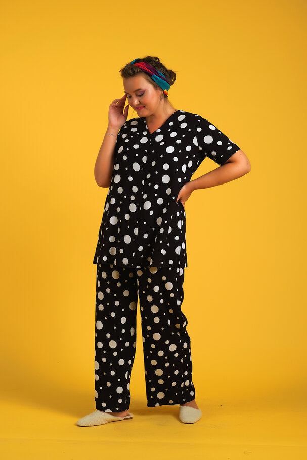 COMFY POLKA DOT SET