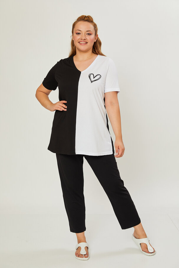 CONTRAST T-SHIRT