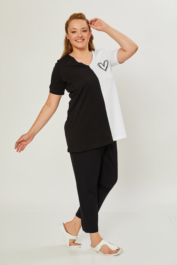 CONTRAST T-SHIRT