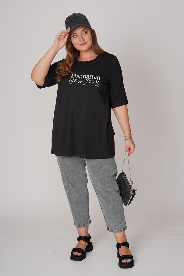 COTTON T-SHIRT WITH CONTRAST SLOGAN
