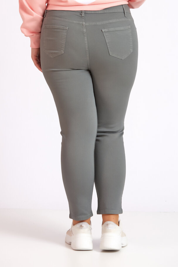 TAŞLI SKINNY JEAN