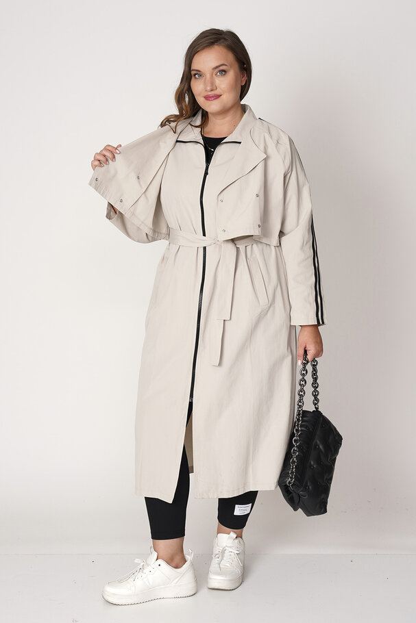 DUAL-USE TRENCH COAT THAT CAN BE CONVERTED INTO A VEST