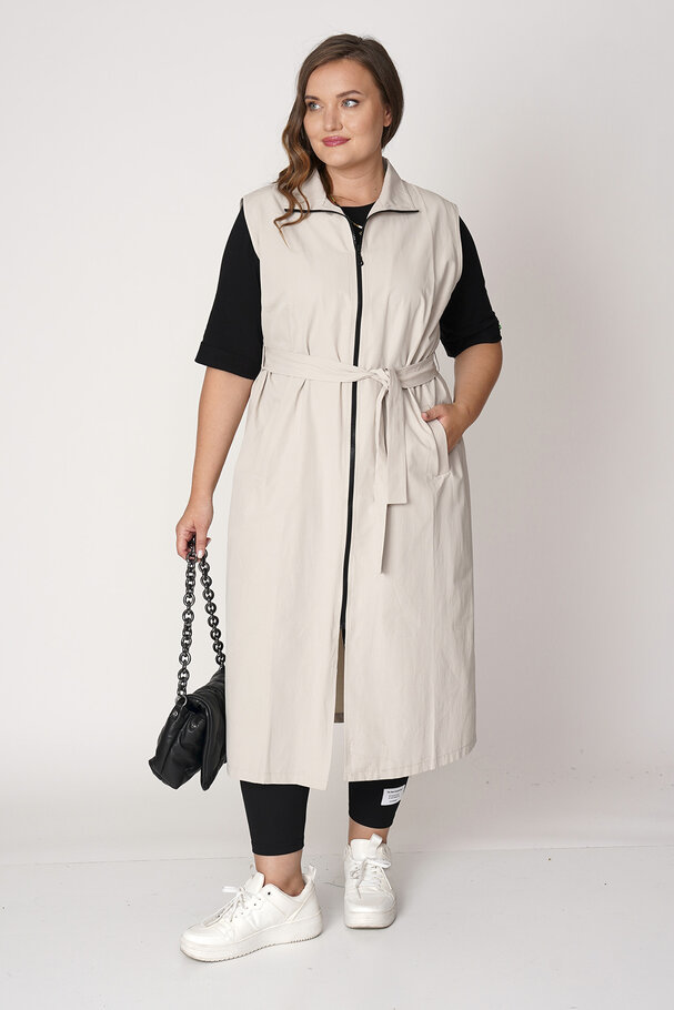 DUAL-USE TRENCH COAT THAT CAN BE CONVERTED INTO A VEST