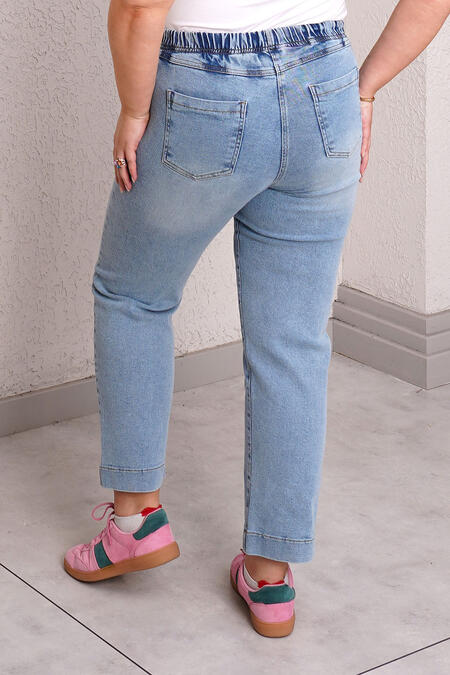  - ELASTIC WAIST MOM JEAN (1)