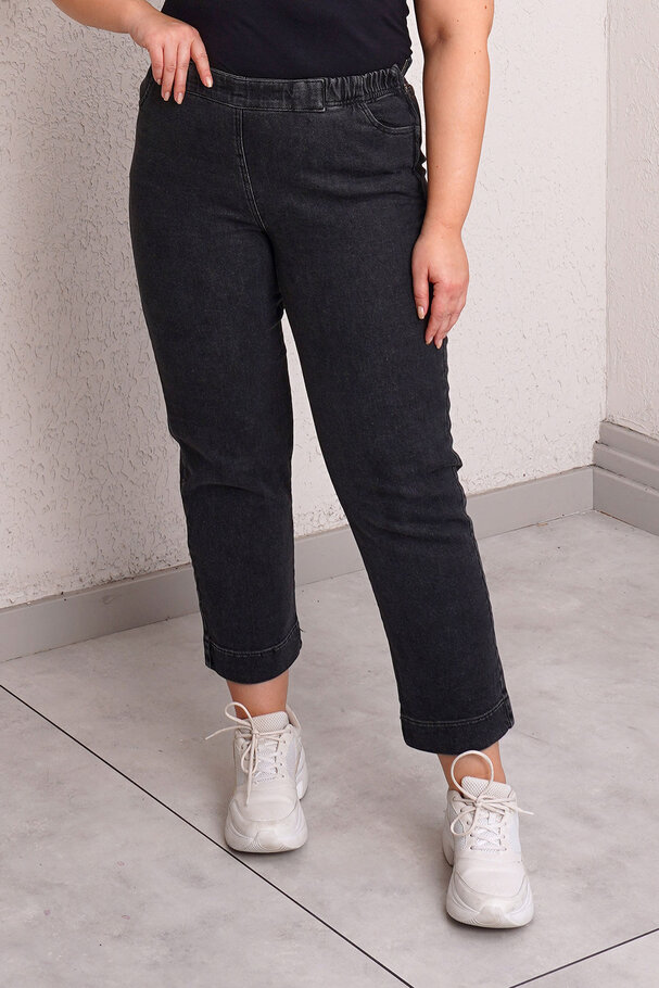 ELASTIC WAIST MOM JEAN