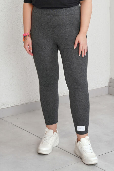 Büyük Moda - ETİKET DETAYLI PENYE TOPARLAYICI TAYT (1) Büyük Moda - ETİKET DETAYLI PENYE TOPARLAYICI TAYT (1)