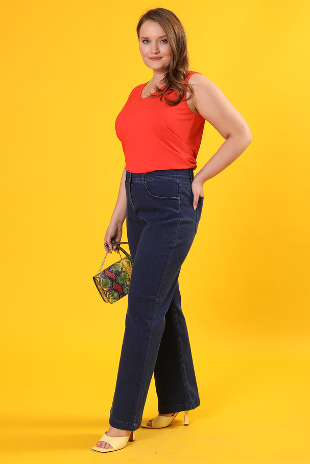 EXTRA RELAXED FIT JEANS
