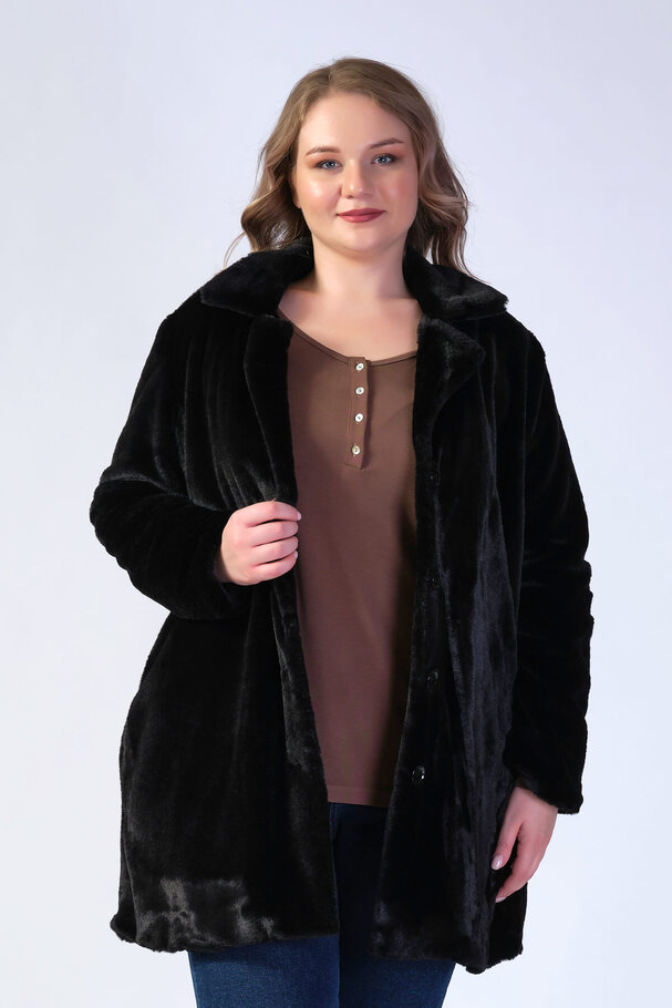 FAUX FUR COAT