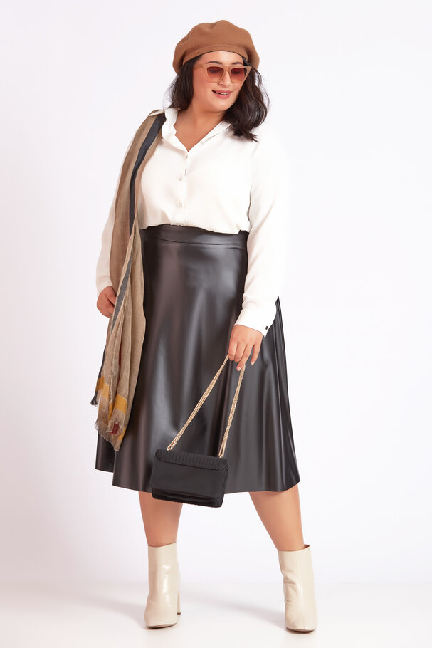 FAUX LEATHER FLARED SKIRT