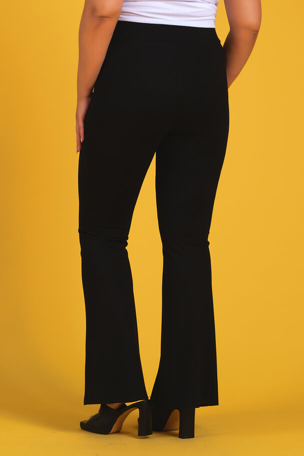 FLARED LEGGINGS WITH VENT DETAIL