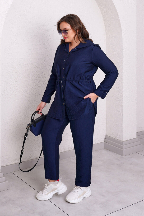 FLOWY DRAWSTRING HOODED JACKET