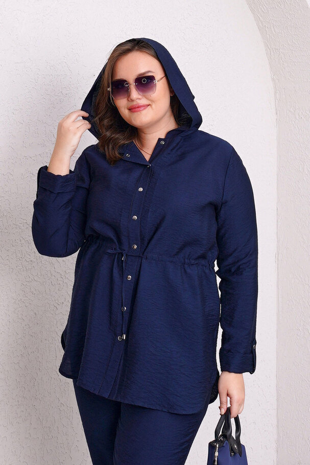 FLOWY DRAWSTRING HOODED JACKET