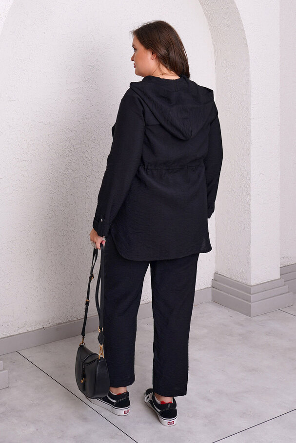 FLOWY DRAWSTRING HOODED JACKET