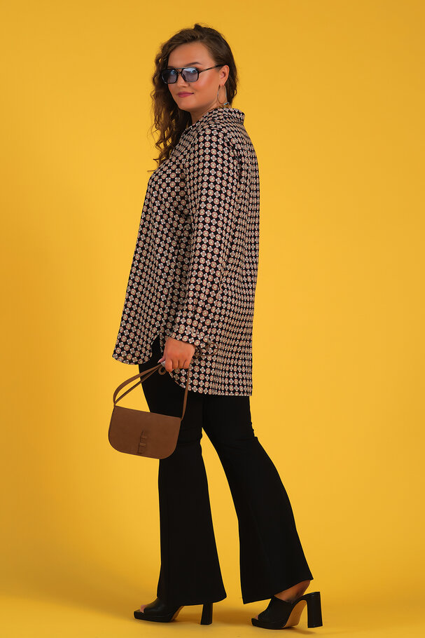 GEOMETRIC PRINT SHIRT