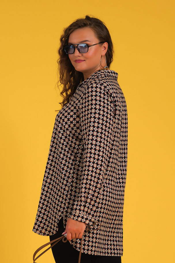 GEOMETRIC PRINT SHIRT