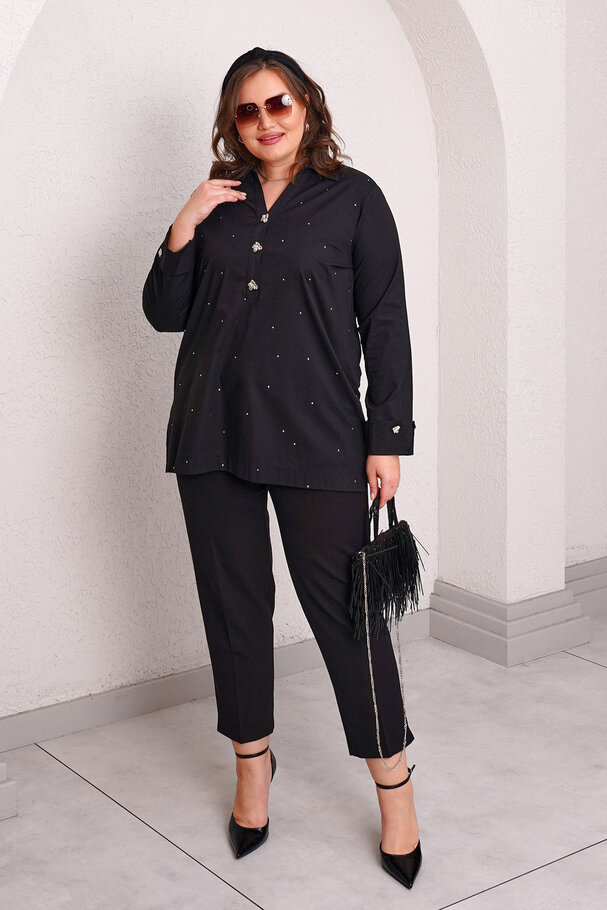 HEART BUTTON STRETCH POPLIN BLOUSE